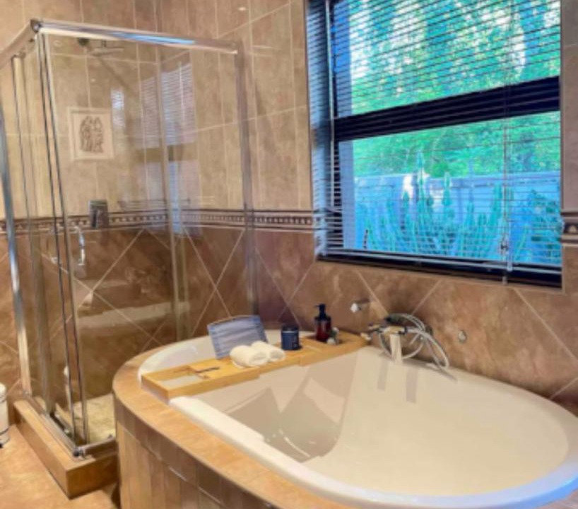 Photo of Bathroom in Olifantsfontein