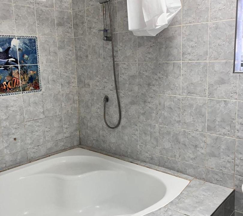 Photo of Bathroom in Gonubie
