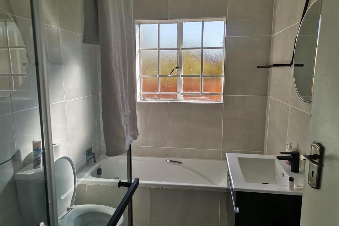 Photo of Bathroom in The Reeds