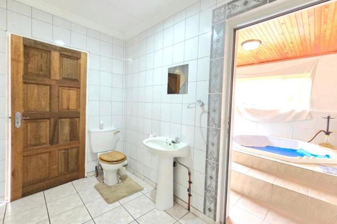 Photo of Bathroom in Vanderbijlpark