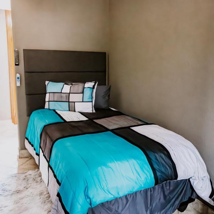 Photo of Bedroom in Secunda