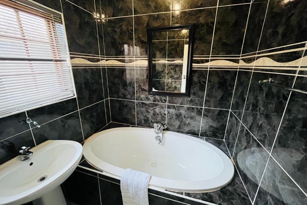 Photo of Bathroom in Kimberley