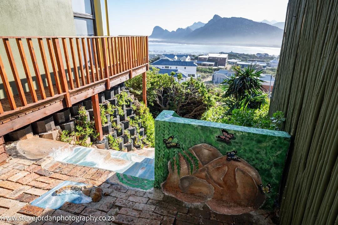 Photo of Patio Balcony in Pringle Bay