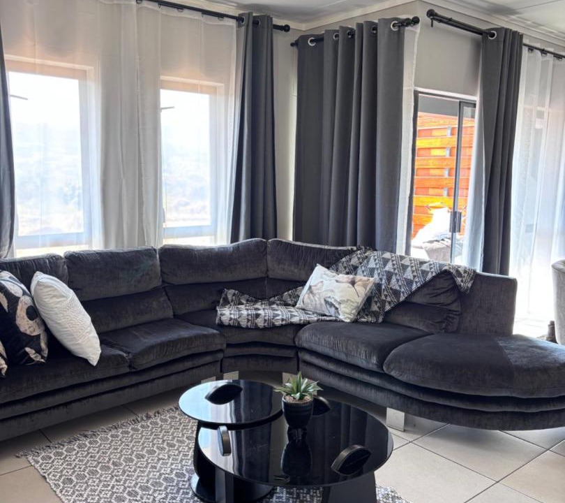 Photo of Livingroom in White River