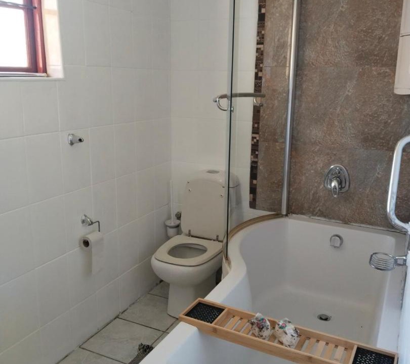 Photo of Bathroom in Vaal Marina