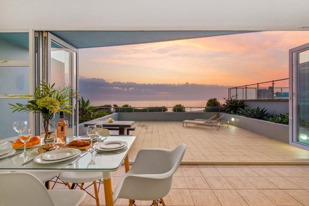 Photo of Patio Balcony in Bloubergstrand