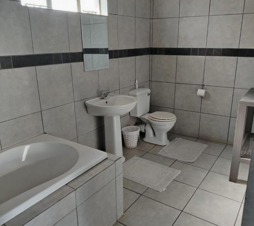 Photo of Bathroom in Tswaing