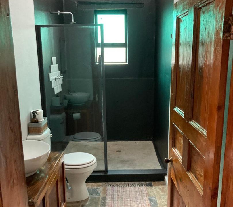 Photo of Bathroom in Graaff-Reinet