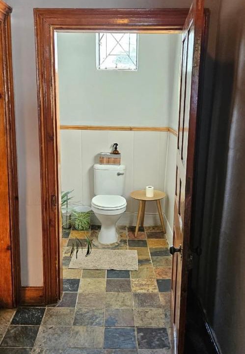 Photo of Bathroom in Graaff-Reinet