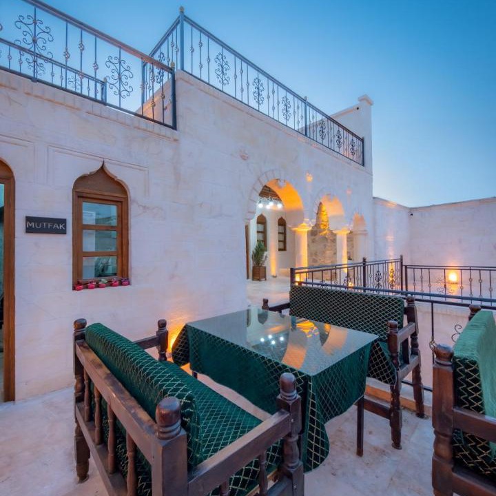 Photo of Patio Balcony in Eyyubiye