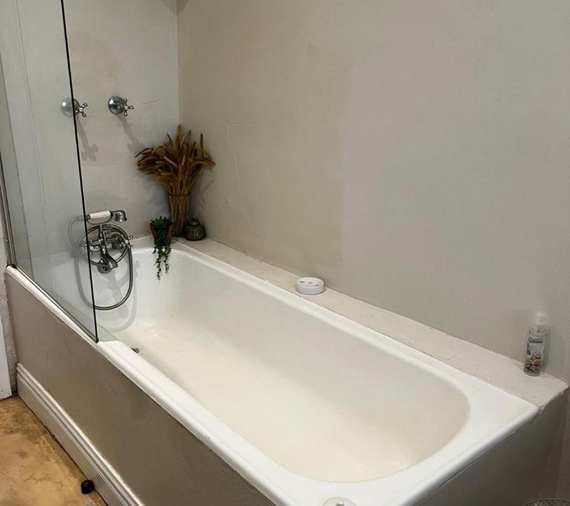 Photo of Bathroom in Nottingham Road