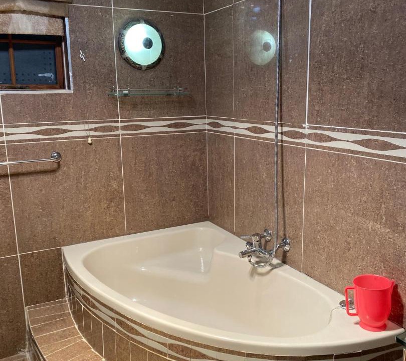 Photo of Bathroom in Robertsham
