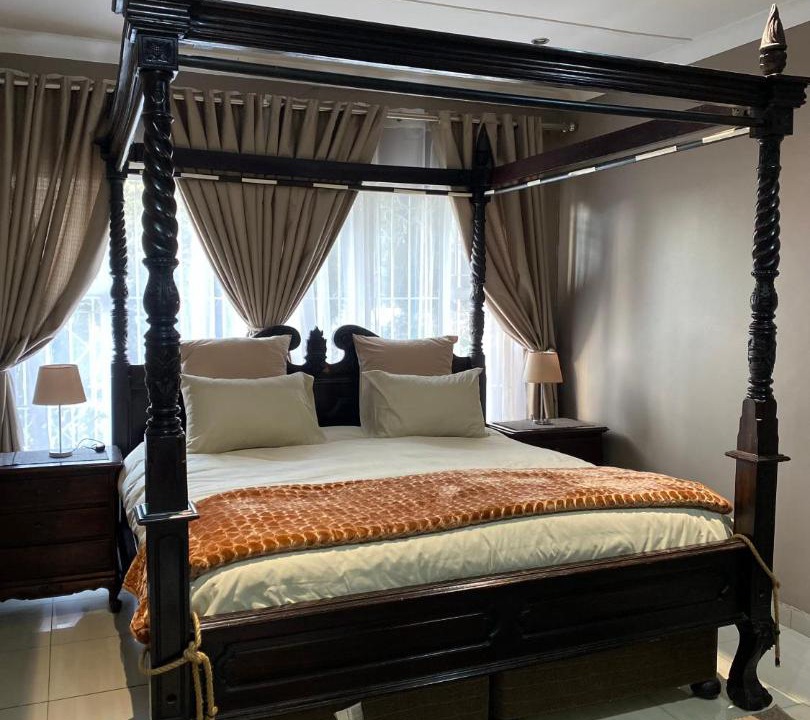 Photo of Bedroom in Robertsham