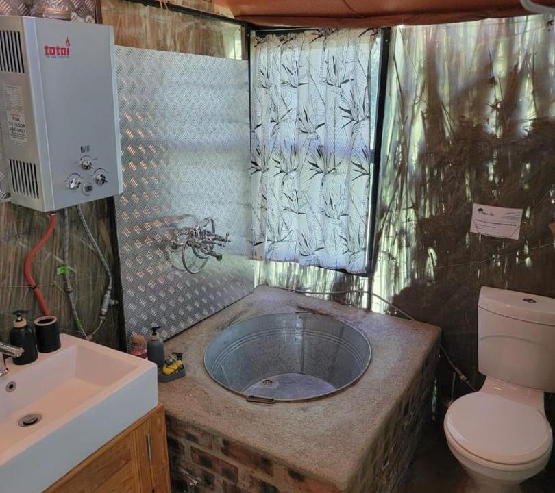 Photo of Bathroom in Thembelihle
