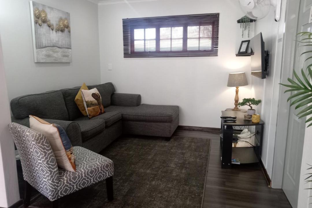Photo of Livingroom in Primrose