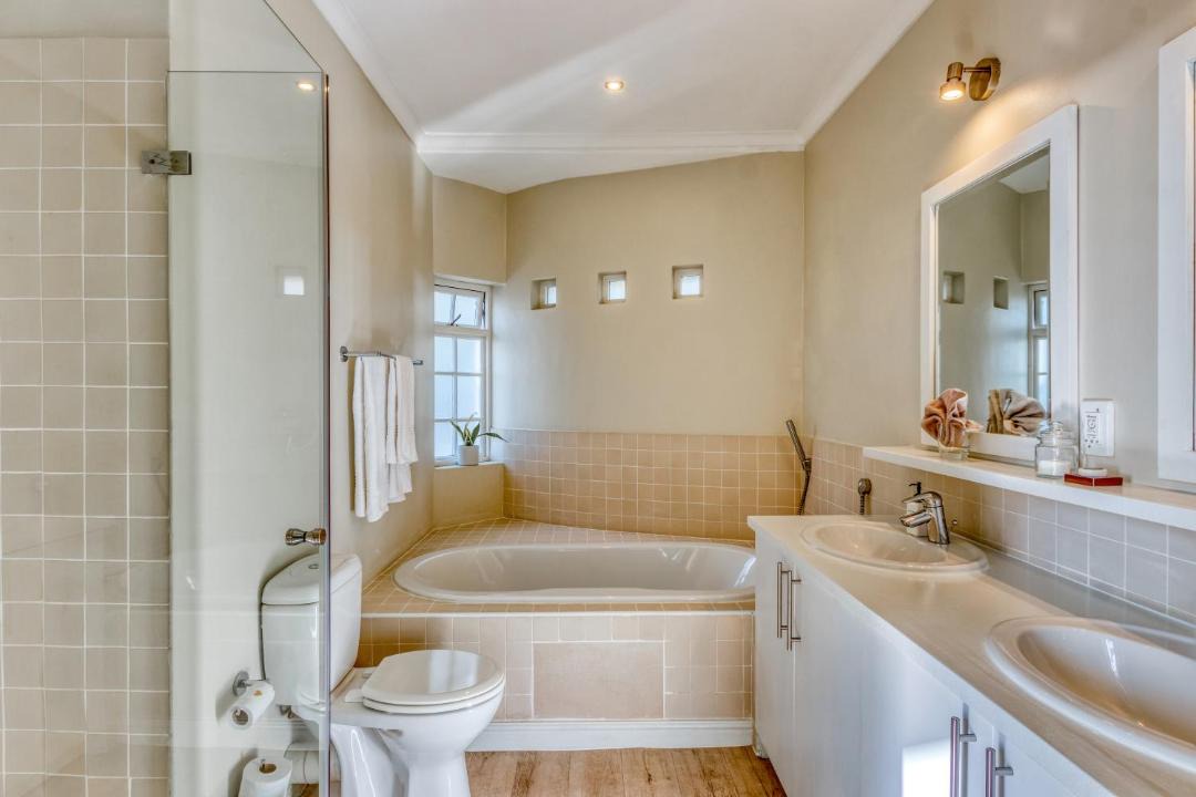 Photo of Bathroom in Gordons Bay Central