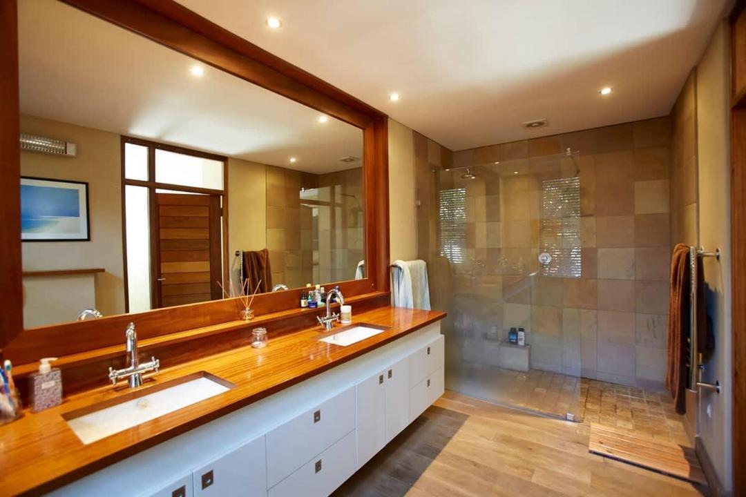 Photo of Bathroom in Newlands