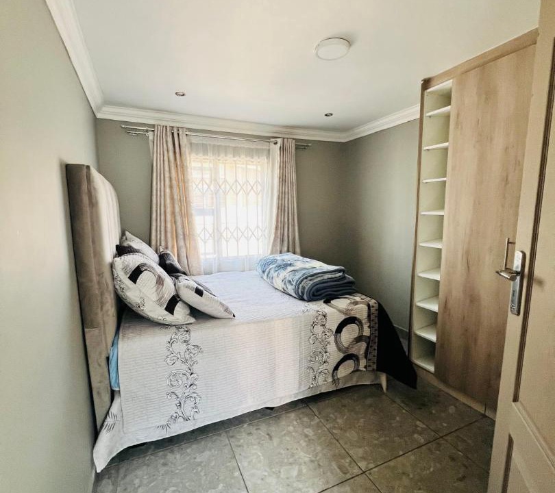 Photo of Bedroom in Vanderbijlpark