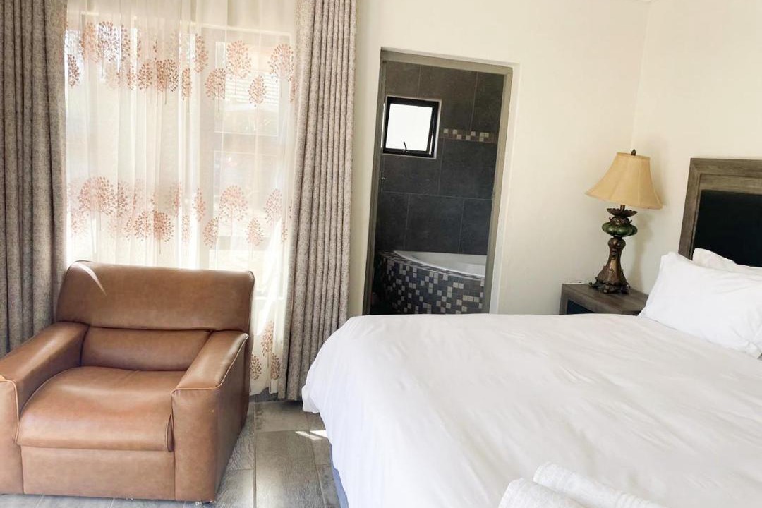 Photo of Bedroom in Uvongo