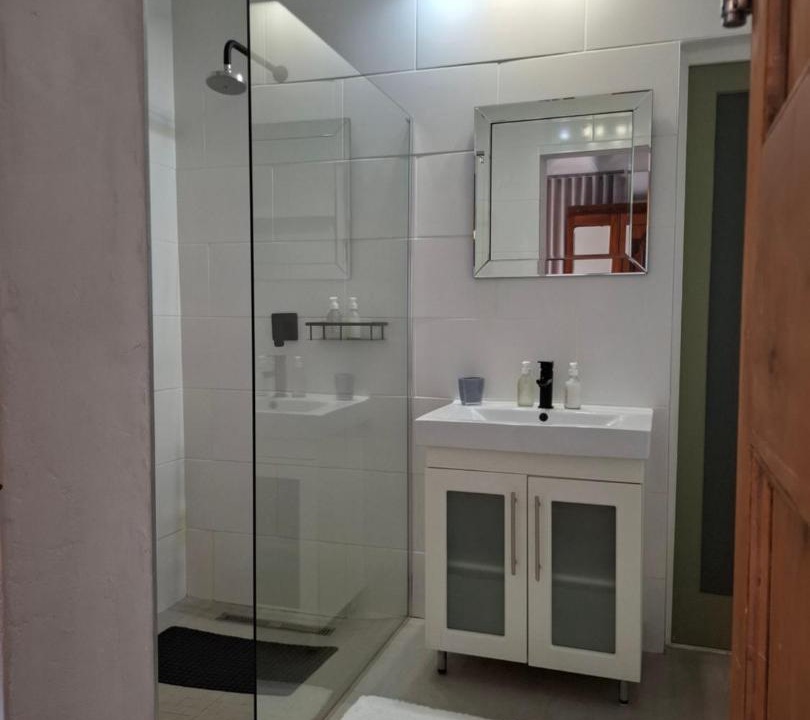 Photo of Bathroom in Montagu