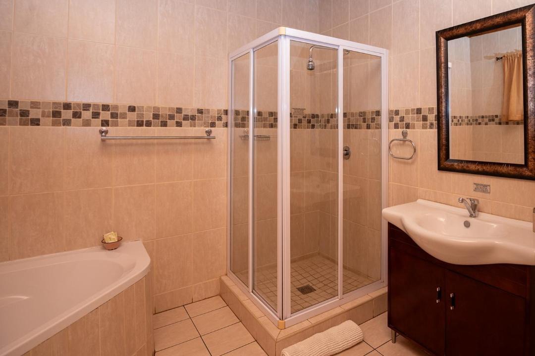 Photo of Bathroom in Kareeberg
