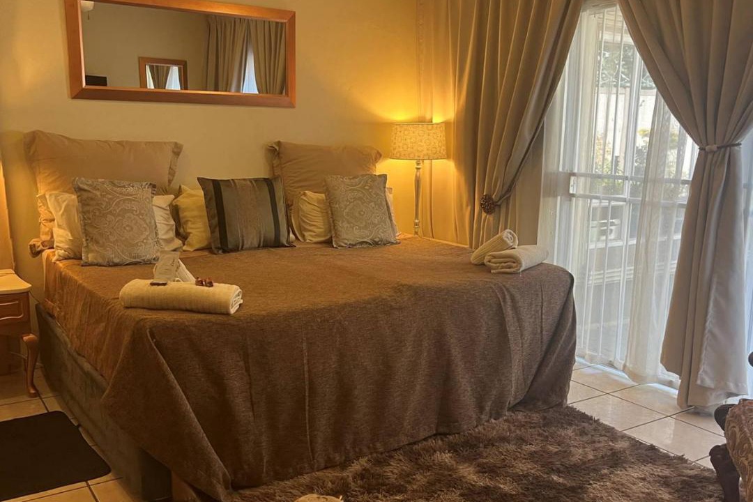 Photo of Bedroom in Waterkloof Glen