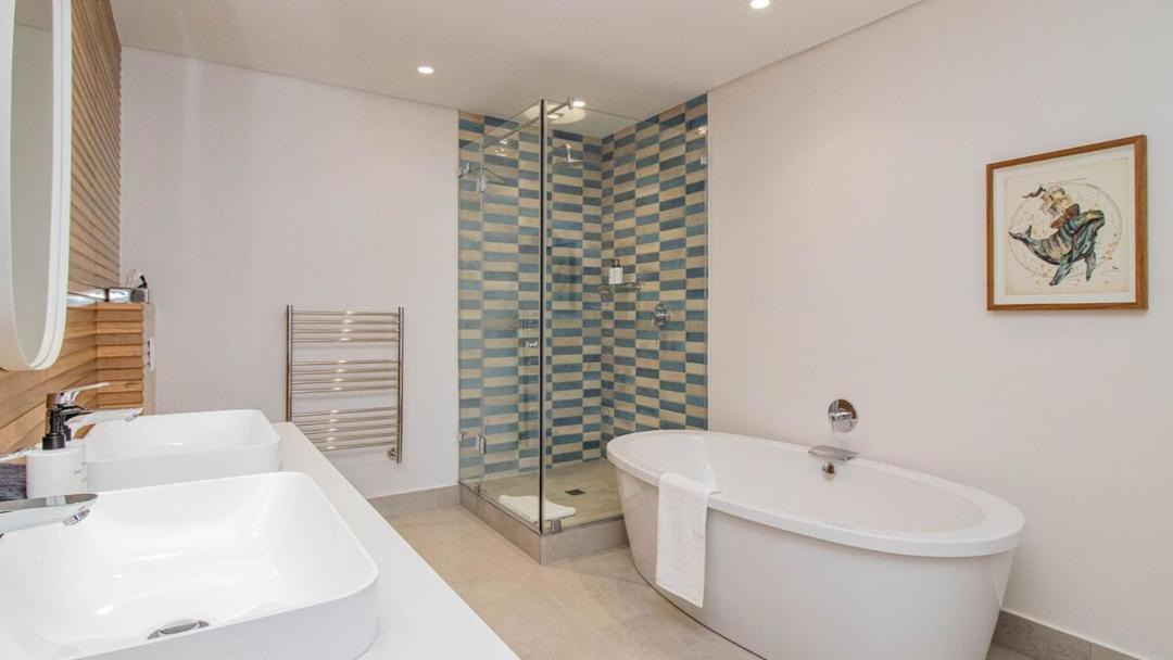Photo of Bathroom in Hermanus City-Centre