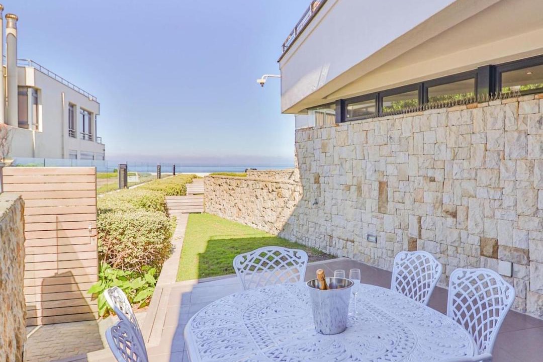 Photo of Patio Balcony in Hermanus City-Centre