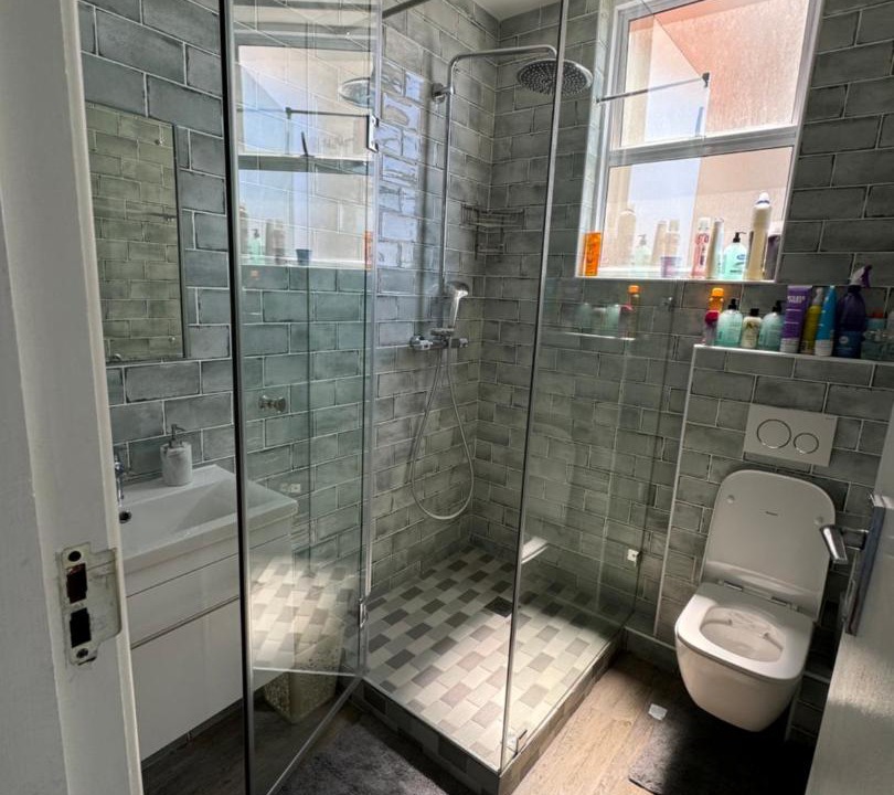 Photo of Bathroom in Strand