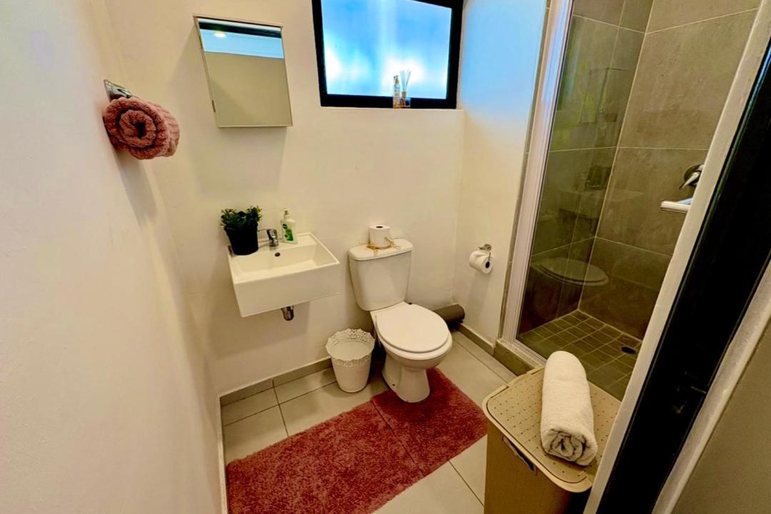 Photo of Bathroom in Greater Johannesburg Metropolitan Area