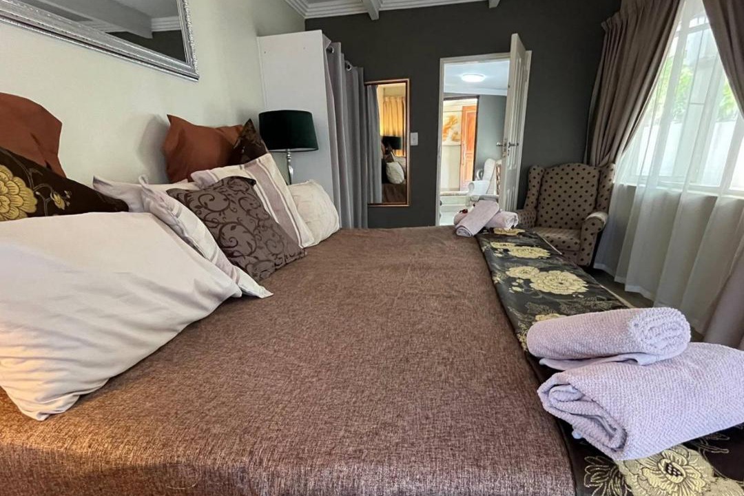 Photo of Bedroom in Waterkloof Glen
