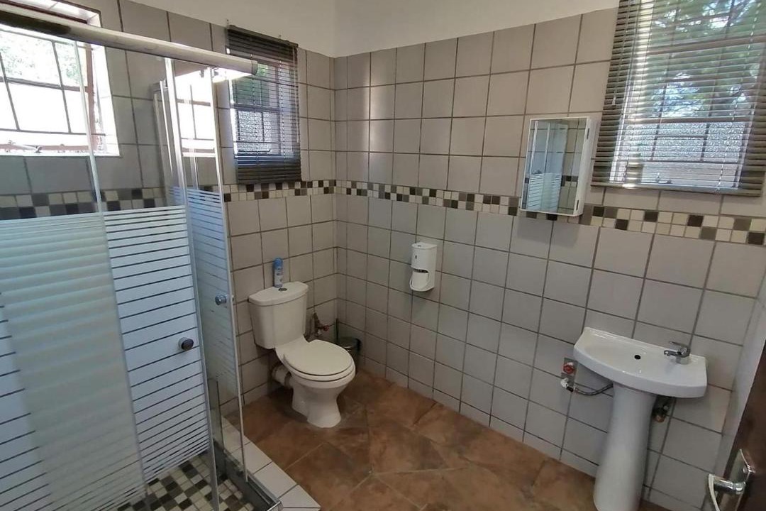 Photo of Bathroom in Nylstroom