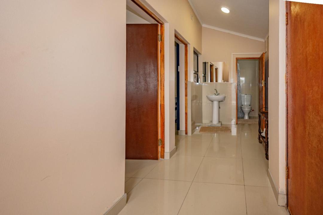 Photo of Bathroom in Trawal