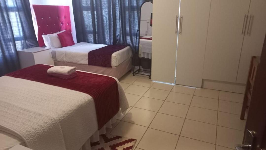 Photo of Bedroom in Elundini