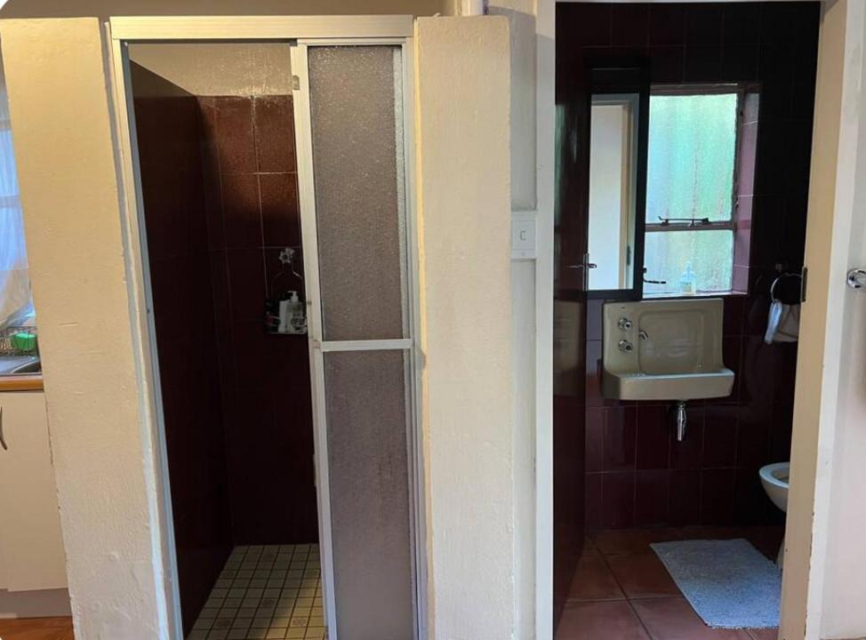 Photo of Bathroom in Glenvista