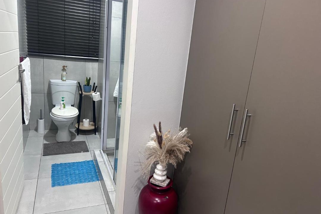Photo of Bathroom in Akasia