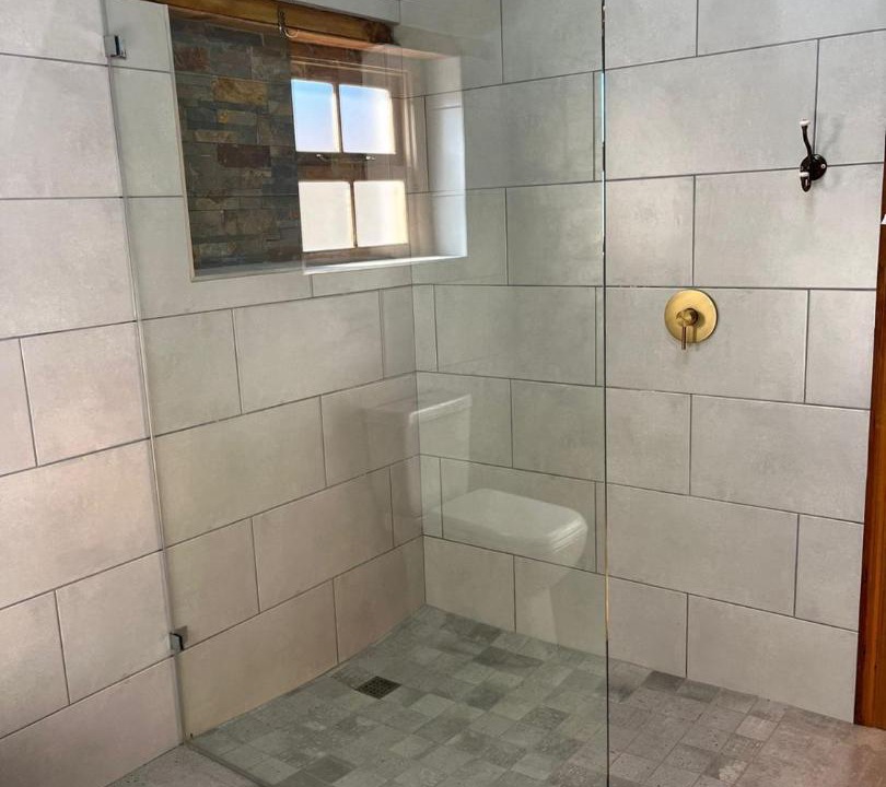 Photo of Bathroom in Oudtshoorn