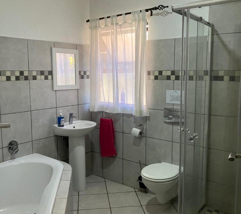 Photo of Bathroom in Umzumbe