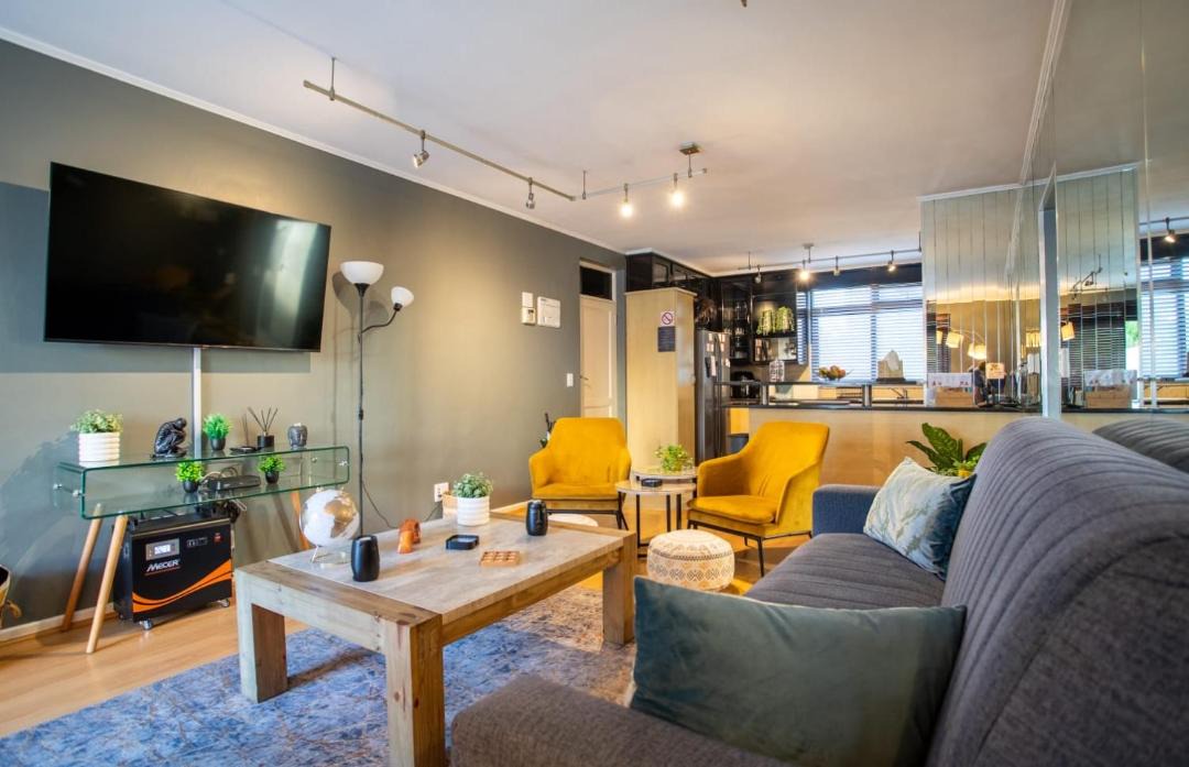 Photo of Livingroom in Century City