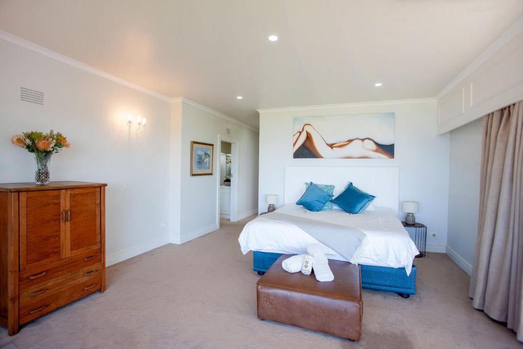 Photo of Bedroom in Wilderness Beach