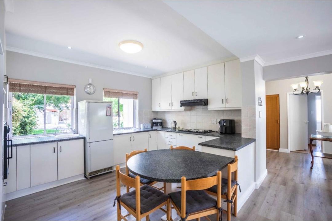 Photo of Kitchen in Caledon