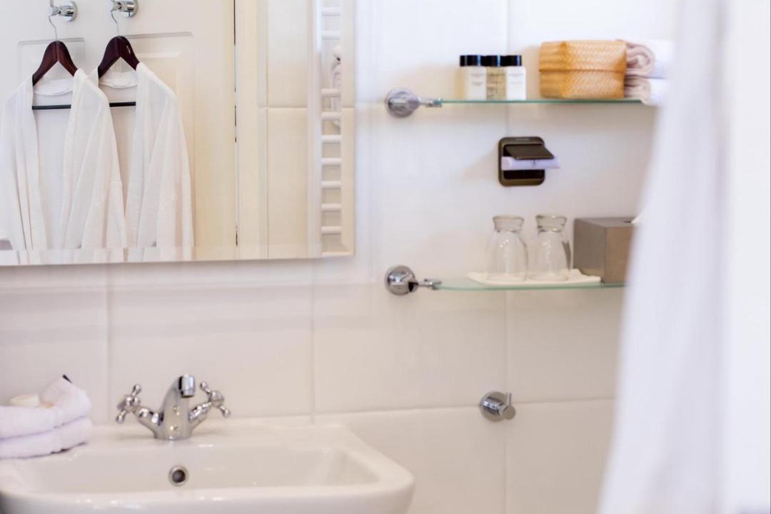 Photo of Bathroom in Elgin