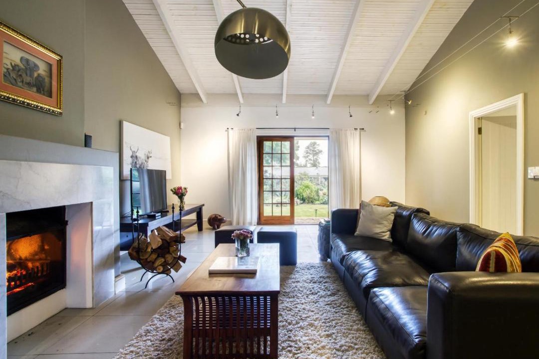 Photo of Livingroom in Elgin