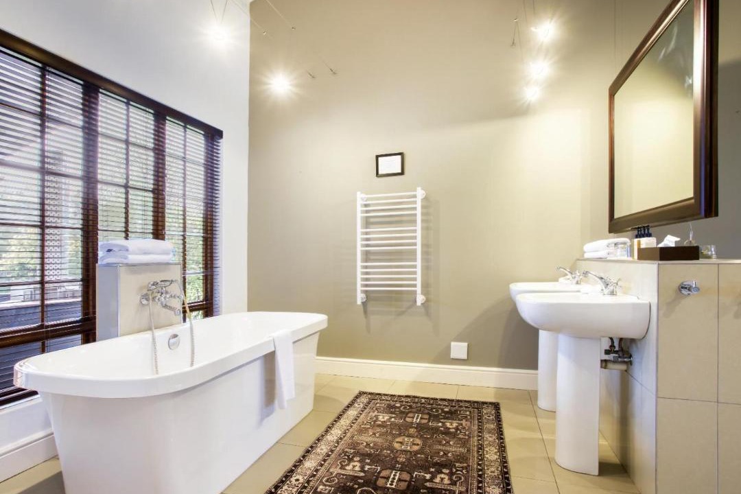 Photo of Bathroom in Elgin