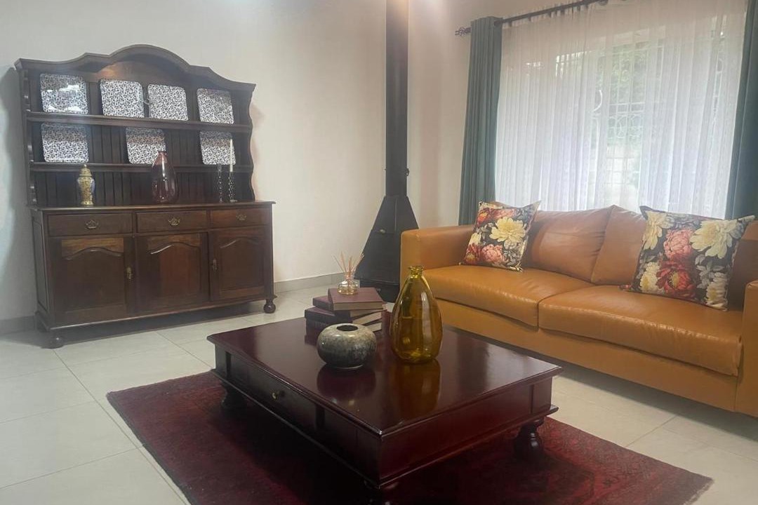 Photo of Livingroom in Croydon