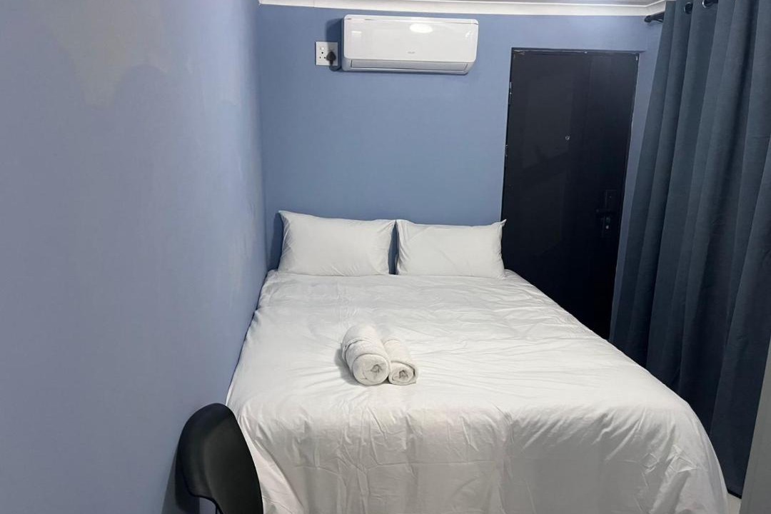 Photo of Bedroom in Berea