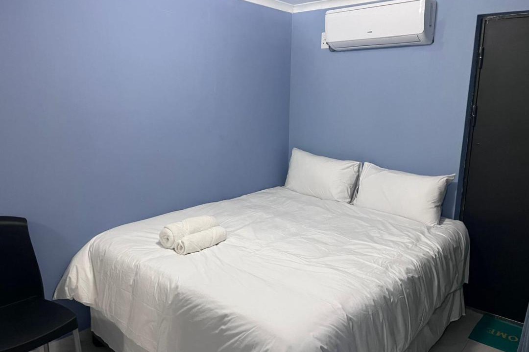 Photo of Bedroom in Berea