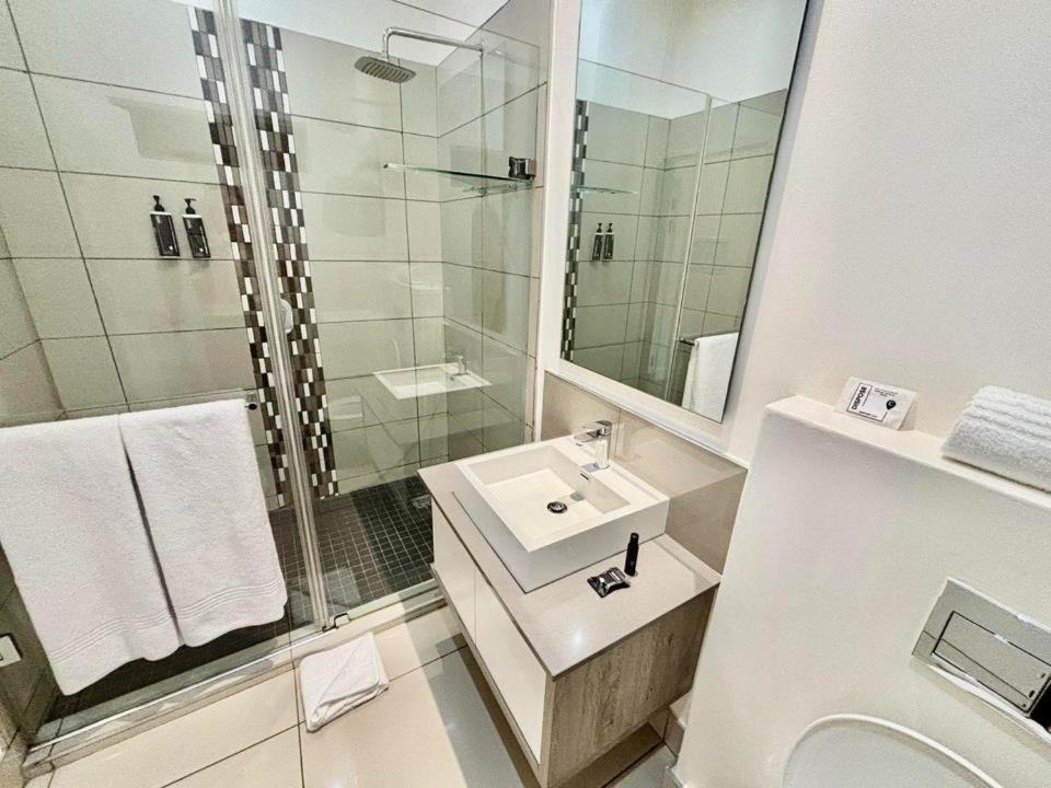 Photo of Bathroom in Moreleta Park