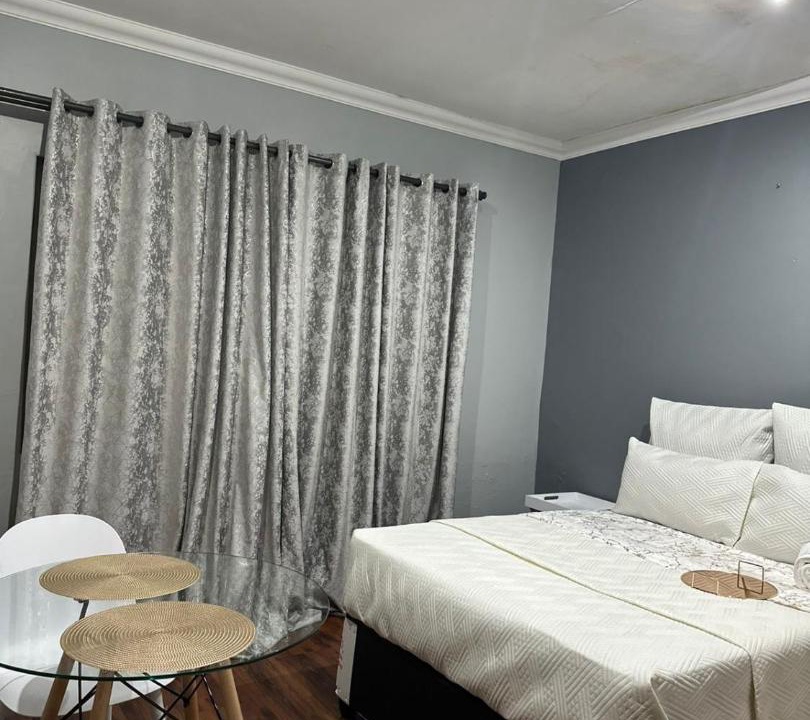 Photo of Bedroom in Emalahleni