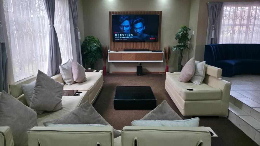 Photo of Livingroom in Witfield